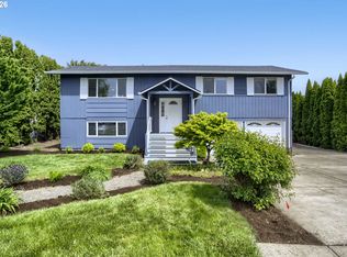 854 NE 16th Ave, Canby, OR 97013