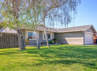 1326 7th St, Ripon, CA 95366