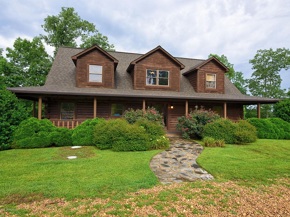 1st image of 510 Rolling Hills Dr