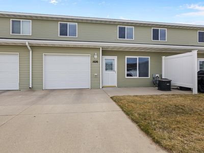 1626 35th Ave SE, Minot, ND, 58701