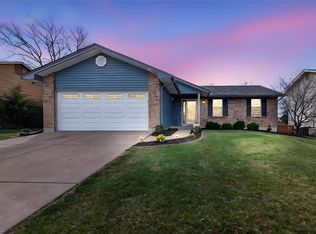 252 Westridge Dr, O'Fallon, MO 63366