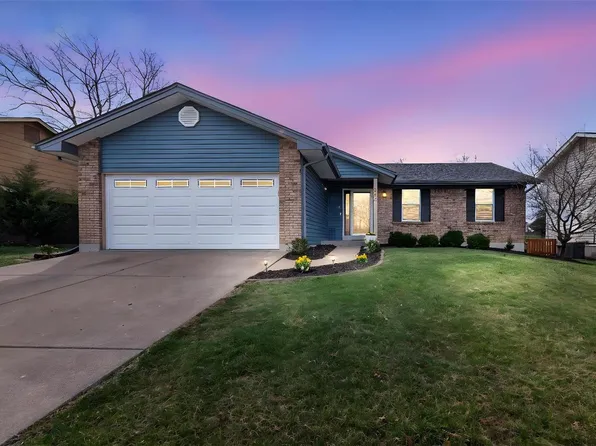 252 Westridge Dr, O'Fallon, MO 63366
