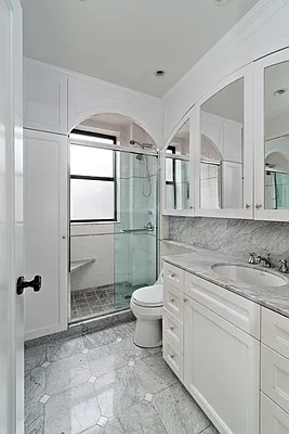 Sold by Compass | media 6