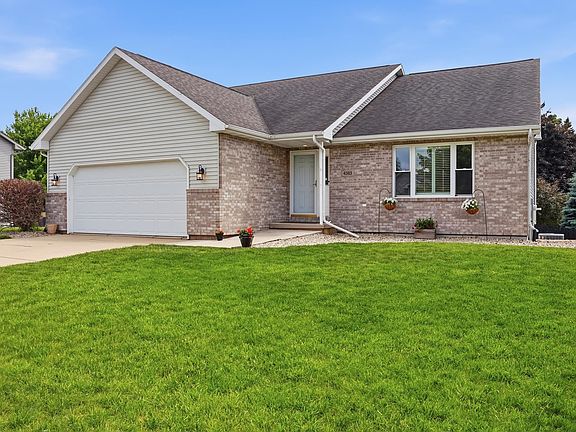 2nd image of 4383 Van Winkle Way