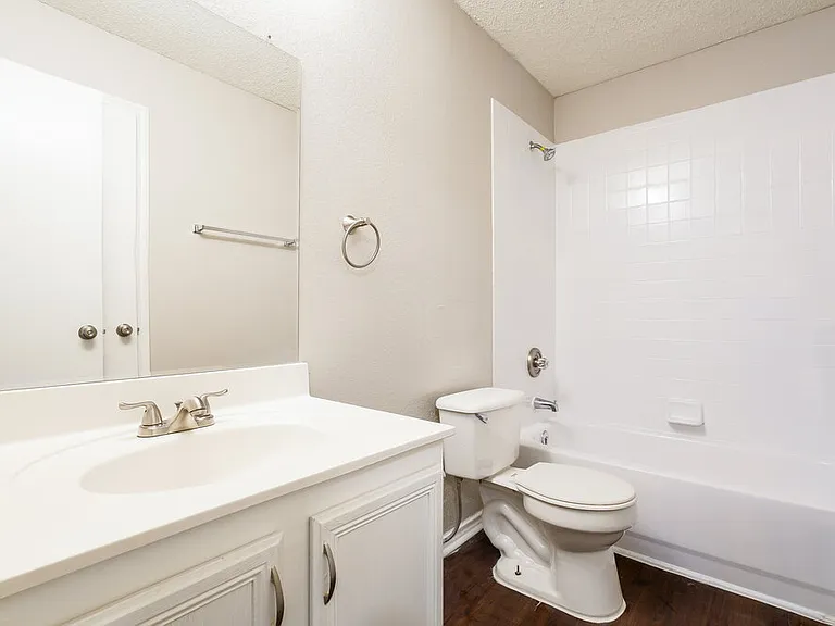 3156 Pine Valley Dr — Photo 15