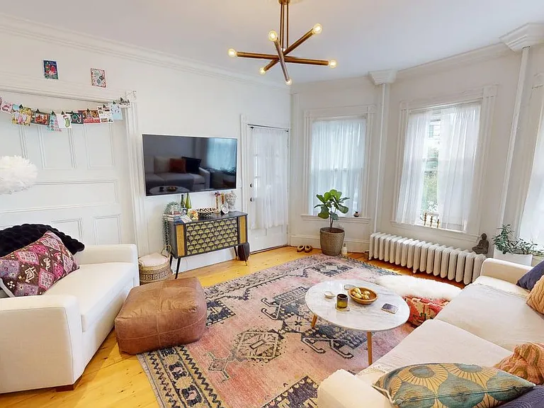 8 Walter St #1 — Photo 3