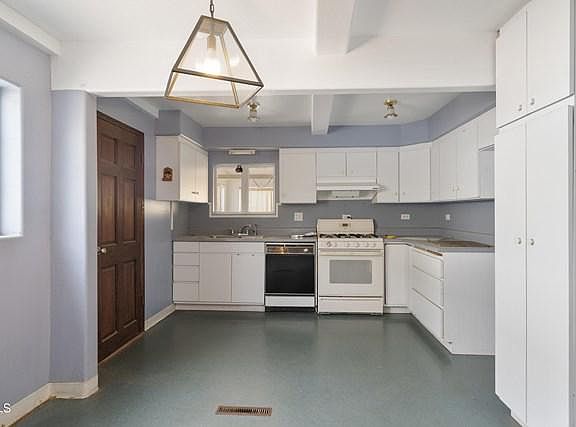 4th image of 4973 Strickland Dr