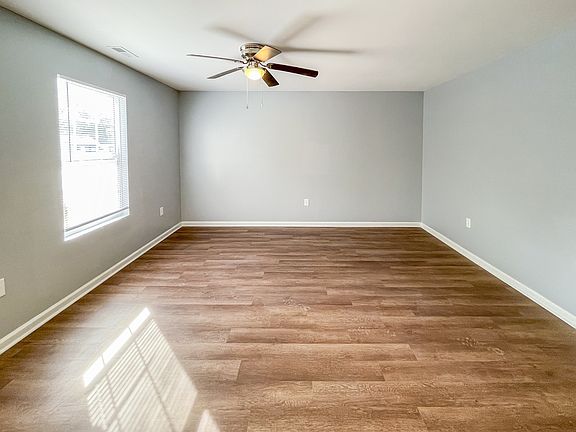 4th image of 3006 N Olney St