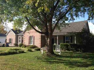 494 W Main St, Auburn, KY 42206