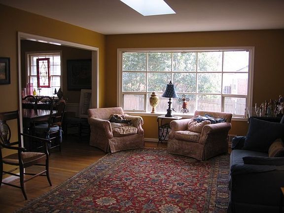 3rd image of 2605 Lakevale Dr