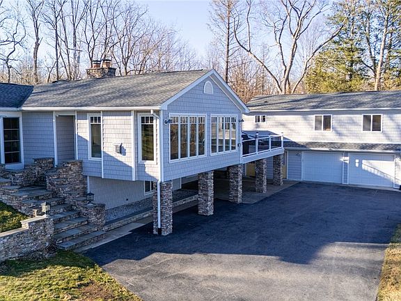 5th image of 4138 W Lake Rd