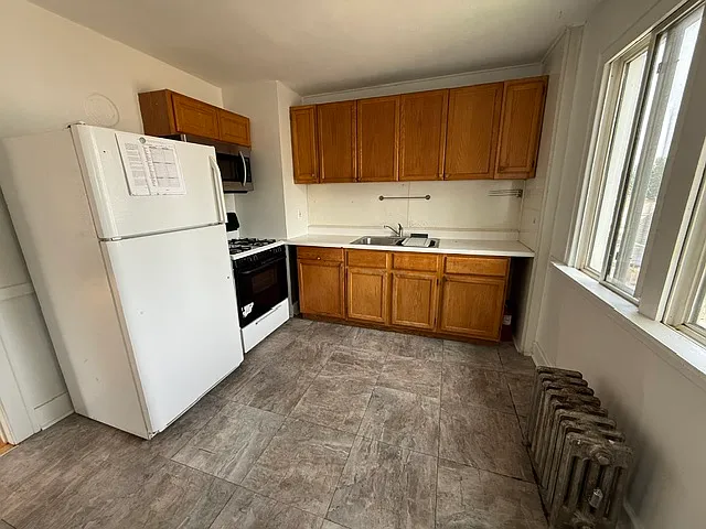 2 bed, 800 sqft, $1,090 — Photo 4