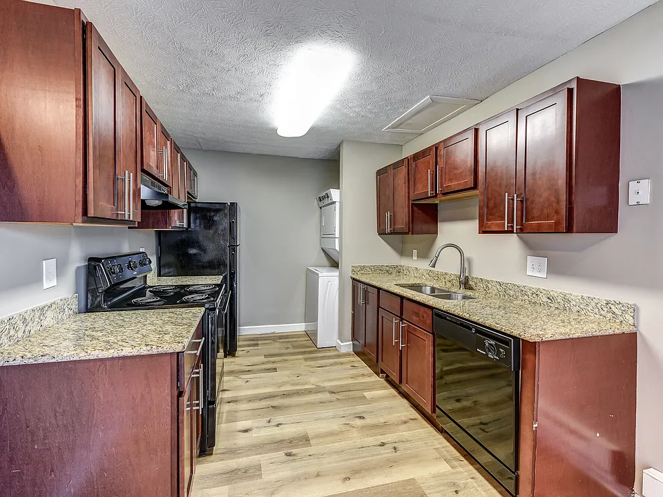 Wyndham Ridge Townhomes
