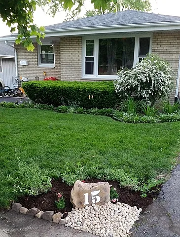 15 Dwight Ave photo 1