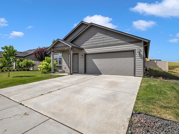 2nd image of 713 Condor Dr