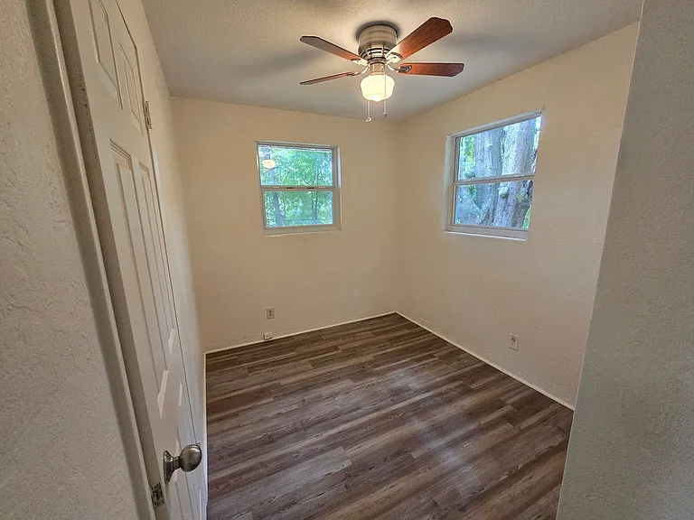 444 S Caroline St — Photo 5