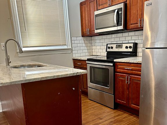 4th image of 710 N 63rd St Floor 1