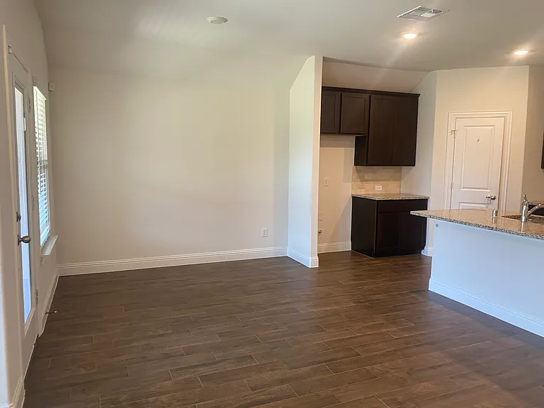 4005 Waterford Dr — Photo 13