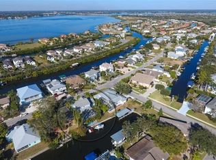 4312 4th Ave NE, Bradenton, FL 34208