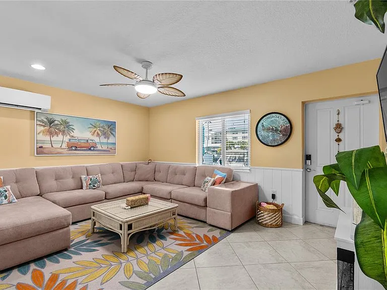 3740 Gulf Of Mexico Dr #114 — Photo 13