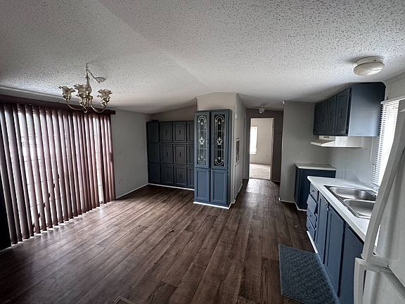2nd image of 1015 Sandpit Rd #39