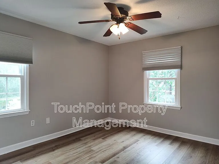 7413 Doves Nest Cir — Photo 28