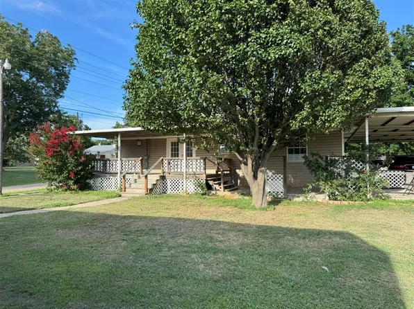 1429 Pastusek Ave, Prague, OK 74864