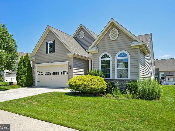 2nd image of 22 Josie Ln