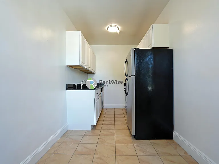1848 Comm Ave — Photo 14