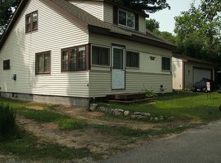 3687 Shorewood Dr, N. Lakeport, MI 48059