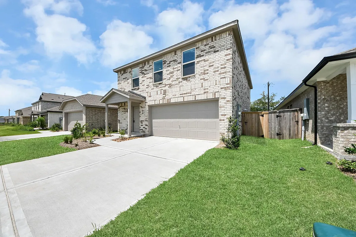 Building Photo - 2943 Summer Breeze Way