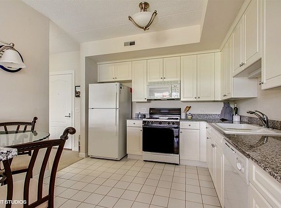 4th image of 8300 Callie Ave Unit 402