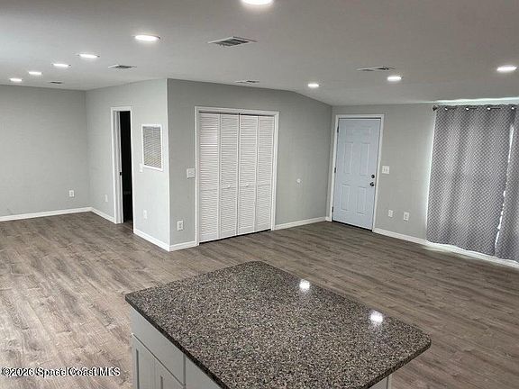 2nd image of 2944 Century Oaks Cir