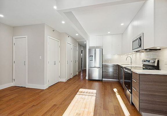 4th image of 157 Lefferts Pl #1