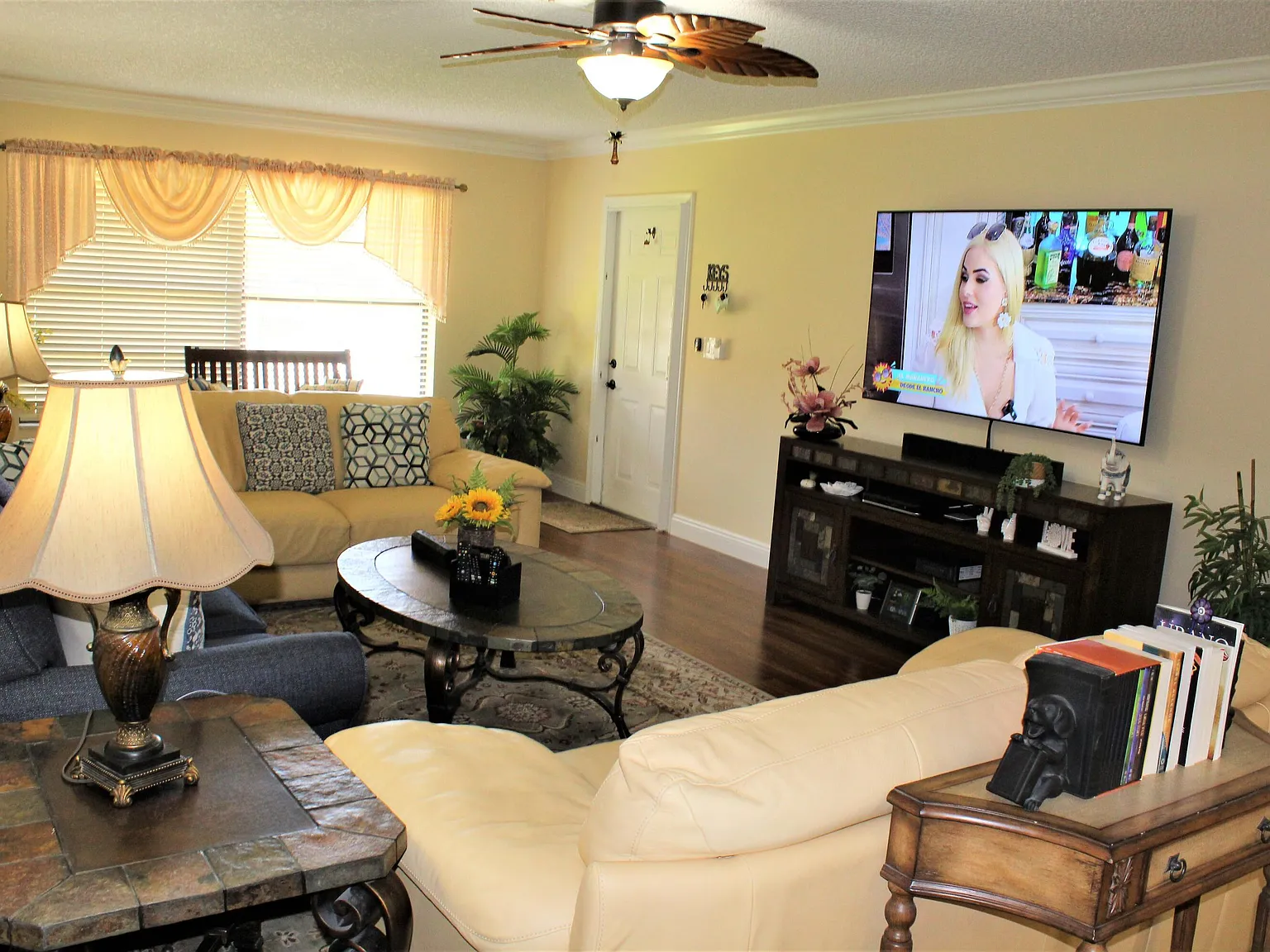1 bed, 1.0 bath, 1200 sqft, $1,500 — Photo 3