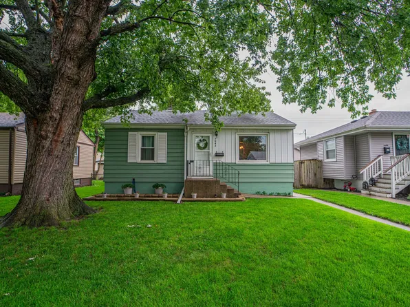 7042 Northcote Ave, Hammond, IN 46324