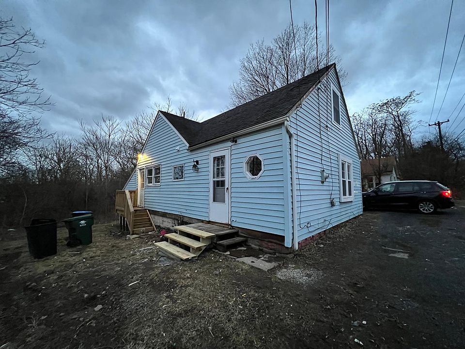 1st image of 4121 Summerville Way #1