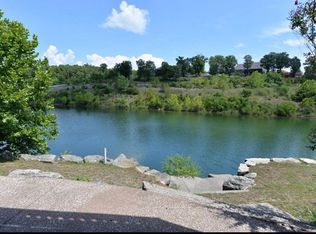 199 Sunrise Cv, Branson, MO 65616