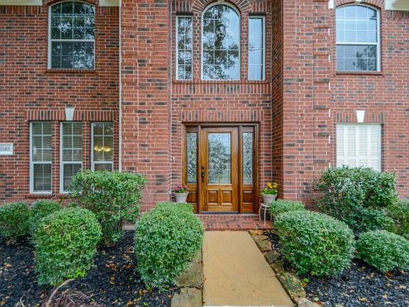 3rd image of 22415 Rolling Meadow Ln