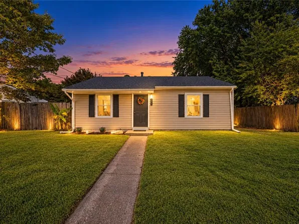 2432 Youngman Rd, Chesapeake, VA 23323