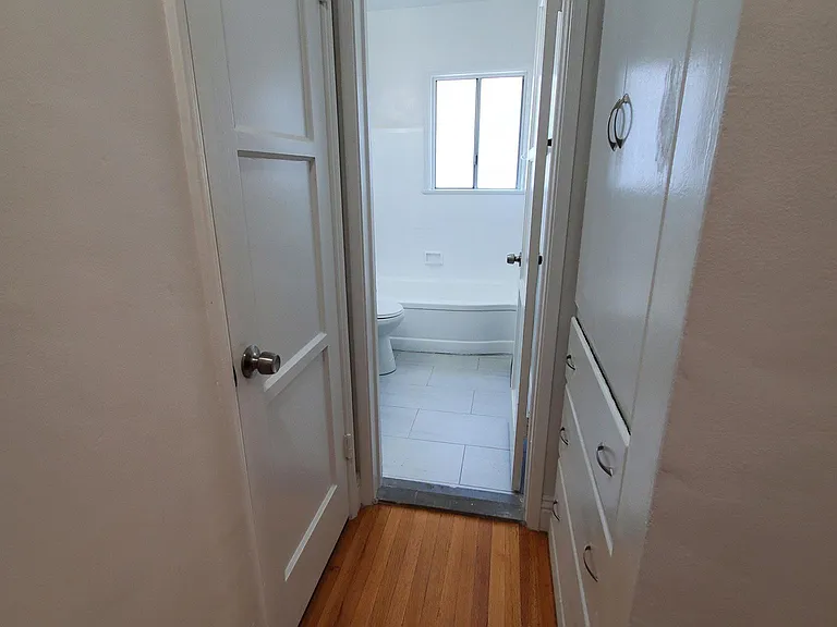 1020 E Carson St #6 — Photo 7