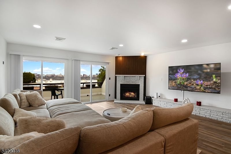 1st image of 300 Gorge Rd #36