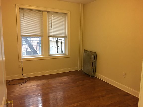 3rd image of 11 Gardner Ave #2E