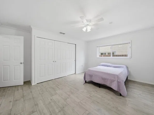 5930 Oak Run, San Antonio, TX 78247