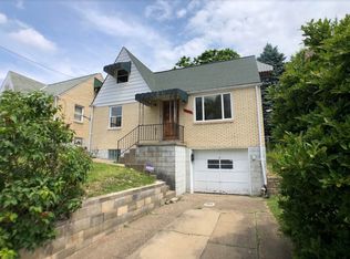 820 Railroad St, Mc Kees Rocks, PA 15136