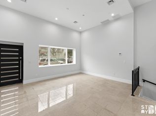 32-18 Union St #1A, Flushing, NY 11354