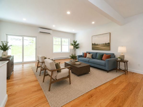 1154 Poquonnock Rd #12
