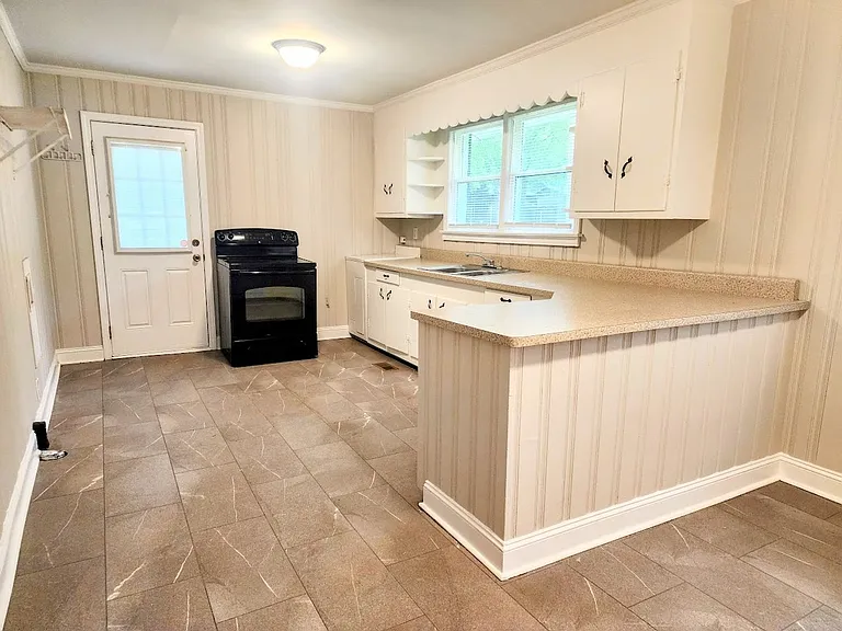 14 Stephanie Dr W — Photo 4