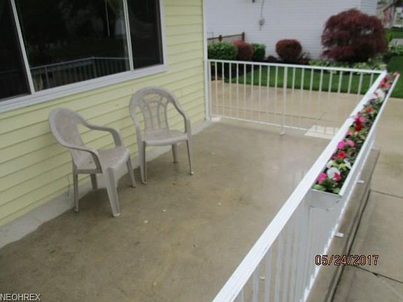 3rd image of 662 Sunset Ave