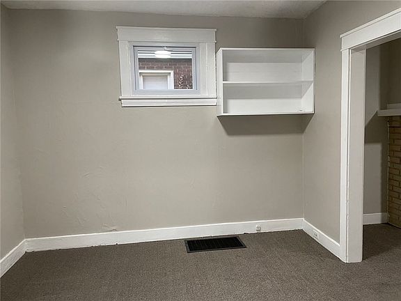 4th image of 411 Avenue D #411